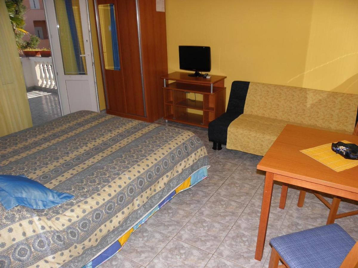 Apartments Gorda - 50M From Beach Ζαντάρ Εξωτερικό φωτογραφία